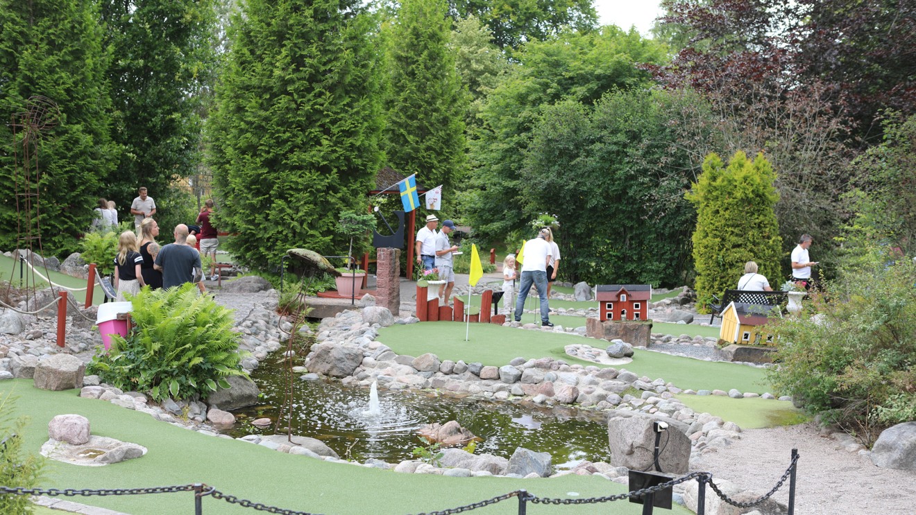 Vänhems café och vandrarhem